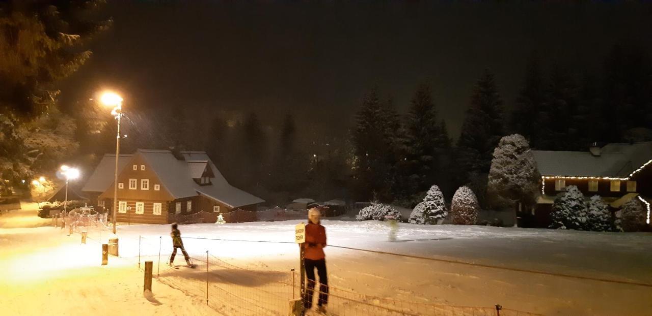 Harrachov Resident Apartments "Terrace & Chill" - High Speed Wifi, Smart Tv, Netflix, Disney Plus Kültér fotó